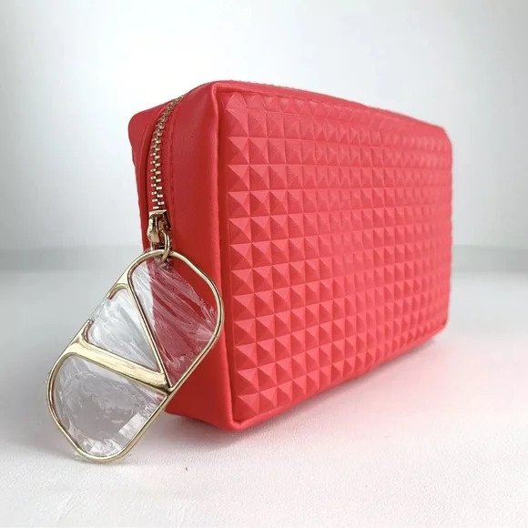 Elegant Pink Quilted Women's Bag - Picture 8 of 8